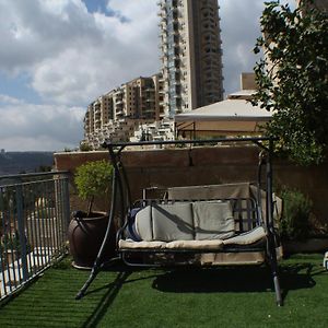 Holyland Apartments Jerusalem Exterior photo