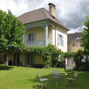 Gite D'Etape Le Couvent D'Ossau Bed and Breakfast Louvie Juzon Exterior photo