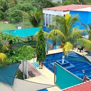 Lo De Reyes Monterrico Y Sipacate Hotell Las Quechas Exterior photo