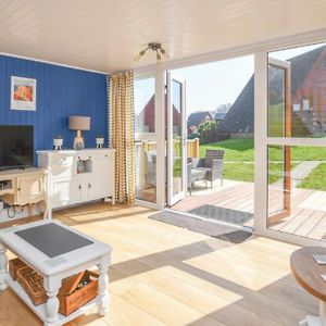 Foxes Sea Side Retreat Deluxe Chalet Is A Lovely Holiday Home Tucked Away On The Kent Coast Kingsdown  Exterior photo