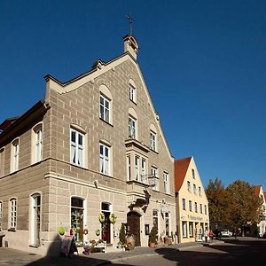 Weinstube Sinas Brettl Hotell Nördlingen Exterior photo