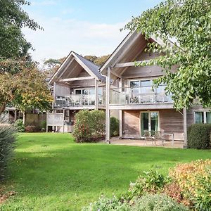 Swandown, 19 Poldon Villa Chard Exterior photo