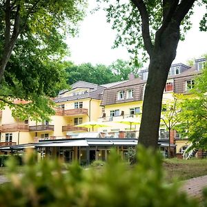 Kurhaus Am Inselsee Güstrow Exterior photo