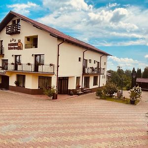 Pensiunea Valea Ursului Hotell Cîmpulung Exterior photo