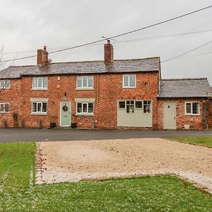 Mill Lane Cottage Chester Exterior photo