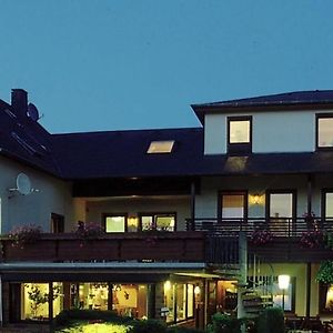 Pension Zum Golfstuebchen Hotell Echternacherbruck Exterior photo