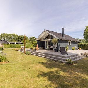 Modern And Cozy Cabin Near Copenhagen City And Airport Dragör Exterior photo