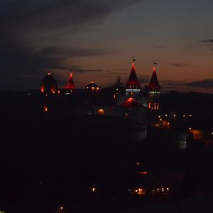 Джерело Hotell Kamjanets-Podilskyj Exterior photo