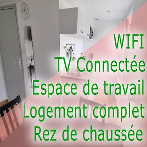 Studio En Rez-De-Chaussee - Le Petit Chateau Avesnois - Tv - Wifi - Logement Entier Lägenhet Avesnes-sur-Helpe Exterior photo