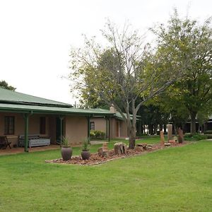 Francolin Creek Hotell Heilbron Exterior photo