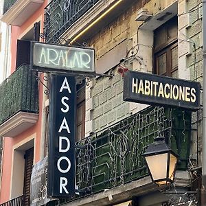 Hostal Restaurante Hotell Pamplona Exterior photo