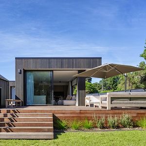 Black House Onetangi Beach Villa Exterior photo