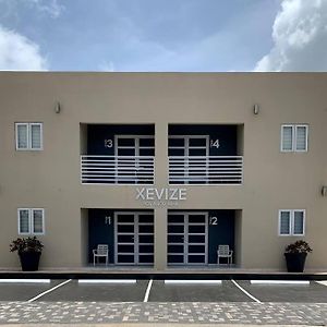 Xevize Apartment 3 Palm Beach Exterior photo