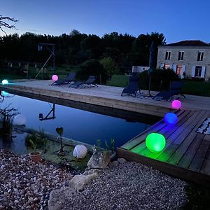 Chambre D'Hote Pres Bordeaux Au Chateau Camponac Bed and Breakfast Bourg-sur-Gironde Exterior photo