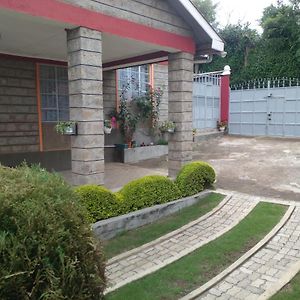 3-Bedroom Serenity Homes Nairobi Exterior photo