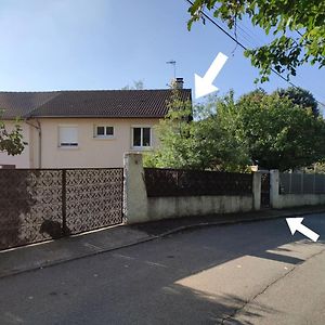 Studio Dans Maison Avec Jardin Et Balcon, Au Calme Lägenhet Sérézin-du-Rhône Exterior photo