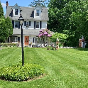 Elegantly English Catskills Lägenhet Liberty Exterior photo