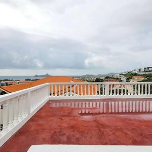 Venance Grand Yer Top Floor Overlooking Rodney Bay Lägenhet Gros Islet Exterior photo