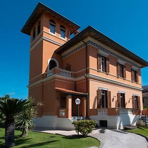 Palazzo Moresco Hotell Santa Marinella Exterior photo