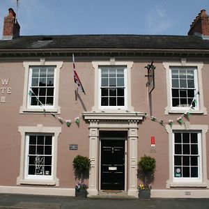 The New White Lion Hotell Llandovery Exterior photo