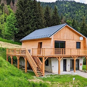 Chalet Le Lys Martagon Lägenhet Saint-Pierre-d'Entremont  Exterior photo