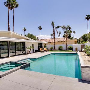 55 And Indian Wells Retreat With Community Pool And Spa Exterior photo