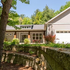 Lake Effect Lodge 3 Minutes From The Beach! Holland Exterior photo