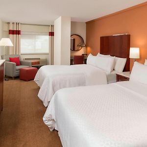 Four Points By Sheraton Boston Logan Airport Revere Hotell Exterior photo