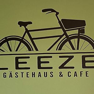 Gastehaus & Cafe Leeze Hotell Bad Dürkheim Exterior photo