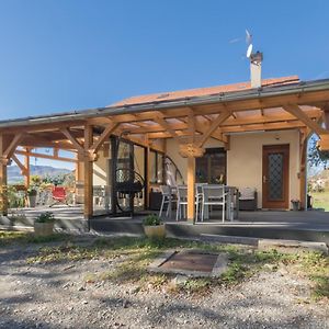 Vacances La Montagne Lägenhet Saint-Julien-en-Champsaur Exterior photo