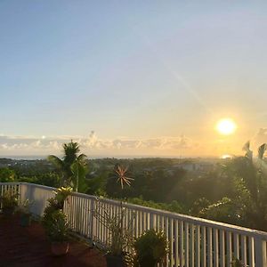 Apaula Heights Lounge Bed and Breakfast Apia Exterior photo