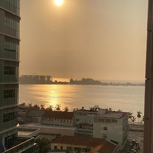 The Queen Luanda Exterior photo