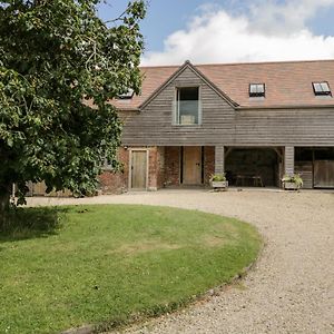 The Wool Barn Villa Warminster Exterior photo