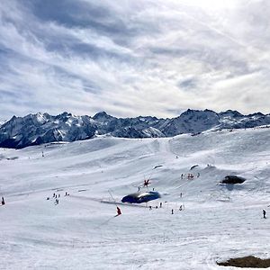 Louer A La Montagne Lägenhet Saint-Béat Exterior photo