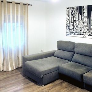 Acogedor Apartamento Cerca De Barcelona Lägenhet Mollet del Vallès Exterior photo