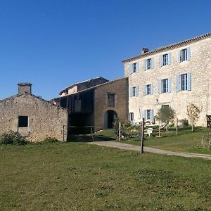 Le Clos Saint Georges Bed and Breakfast Donnazac Exterior photo