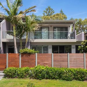 Clifftop On Cowlishaw - A Redhead Beach Retreat Villa Newcastle Exterior photo