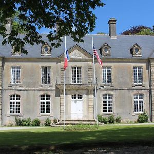 Chateau De Grandval - Sainte Mere Eglise Bed and Breakfast Neuville-au-Plain Exterior photo