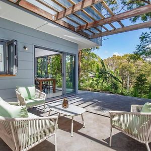 Beach Meets Bush At Expansive Treetop Oasis Villa Newcastle Exterior photo