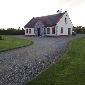 Ballytigue House Lägenhet Droíchead an Chláir Exterior photo