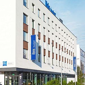 Ibis Budget Niort Est La Creche Hotell Exterior photo