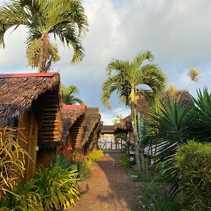 Zutalu - Playa Sur Hotell Puerto López Exterior photo