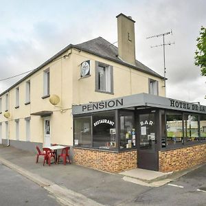 Hotel Et Restaurant De La Gare Torigny-Les-Villes Torigni-sur-Vire Exterior photo