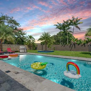 The Palms/ Big Pool/ Foosball/ Pool Table Villa Miami Exterior photo