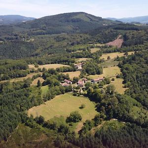 Domaine De Montvianeix Bed and Breakfast Saint-Victor-Montvianeix Exterior photo