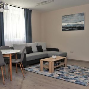 Ozon Apartman Lägenhet Kaposvár Exterior photo