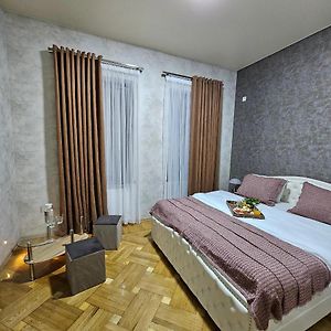 Memory Basket Hotell Kutaisi Exterior photo