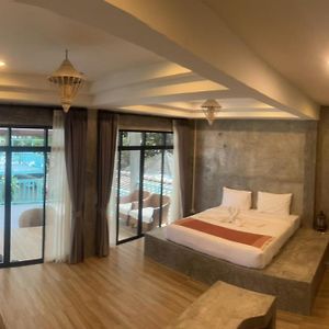 Seaview Hopper Phuket House Hotell Ban Lo Ti Pa Exterior photo