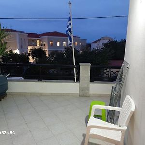 Το Σπίτι Της Μαρίας Lägenhet Chios Town Exterior photo