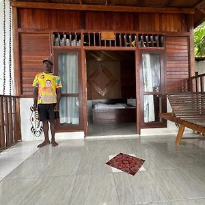 Mambefor Homestay Tapokreng Exterior photo